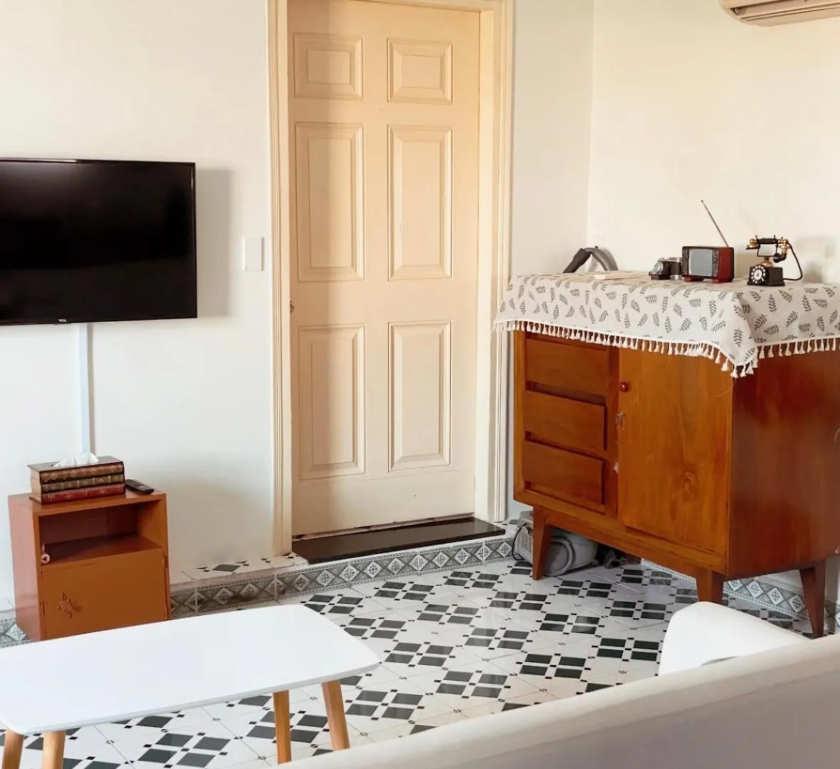 Lala Home 95 Pasteur Ho Chi Minh City Apartment
